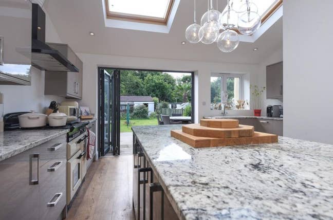 Unique: Have 3 Bed House to Yourself (Majority) Main Photo