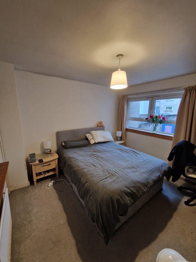 Double Room near Royal Mile | with Parking Space Main Photo