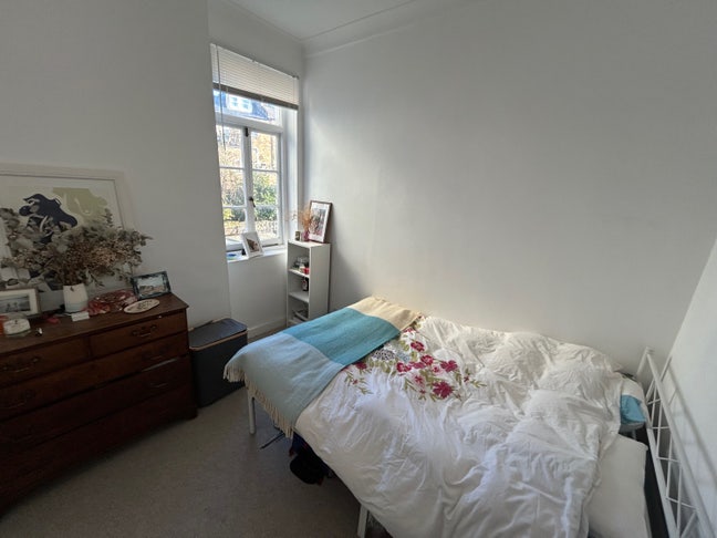 Bright & spacious double room in Dalston Main Photo