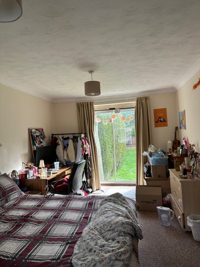 Massive double room next to Eaton Park Main Photo