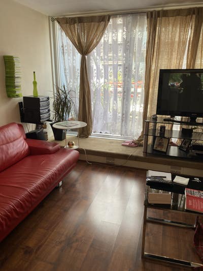 Lodger wanted to share home  Main Photo