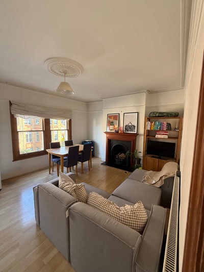 1 or 2 rooms available in West London from March Main Photo