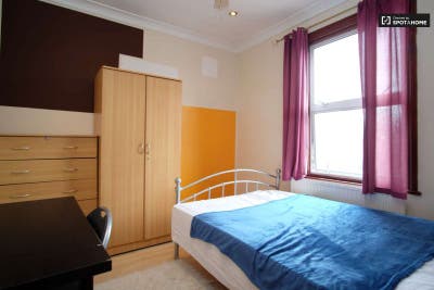 😍 Not Ai🔥2Xdouble E11* 8 Min to Central Line Main Photo