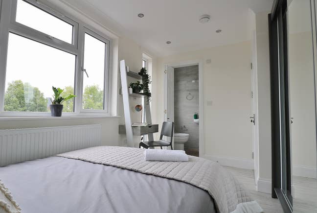 Luxury Ensuite room in East Acton Main Photo