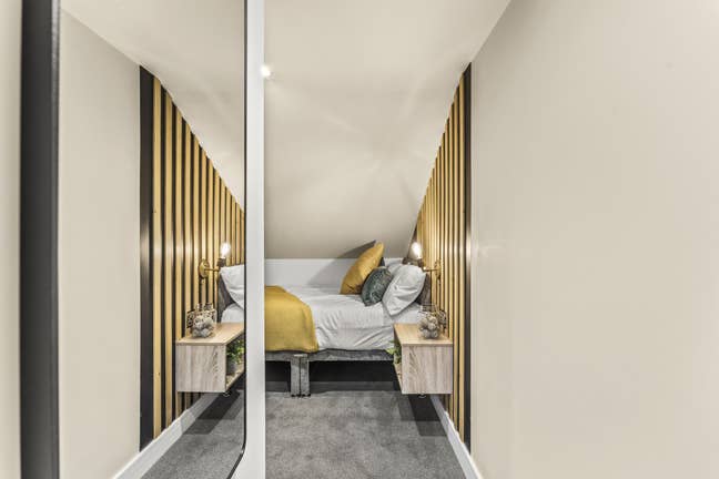 Bespoke Studio with Ensuite in Fellowes Road - PE2 Main Photo