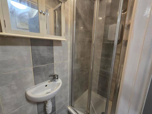 Studio Room - London, SE6 1PF Main Photo