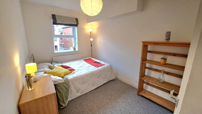 Flat only for girls Main Photo