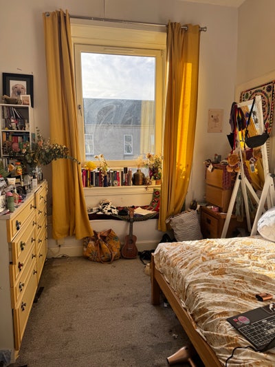 1 Bedroom in a centrally located 2-Bed Flat Main Photo