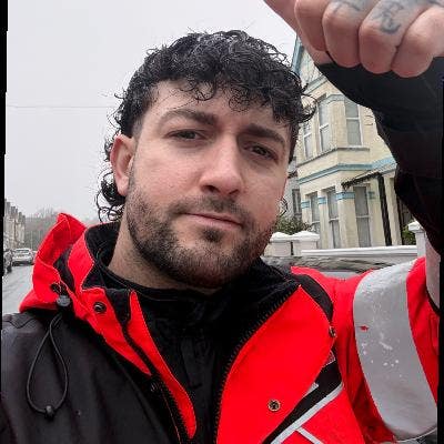 Looking for room/flatmate - Manchester Main Photo