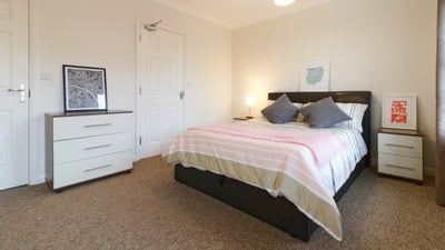 A beautiful modern town house! ☀️ Main Photo