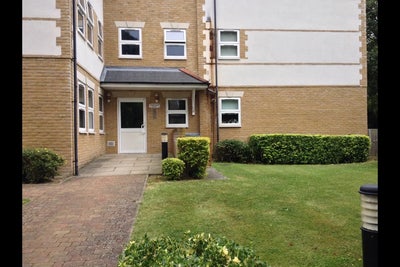 Luxury 2 bedroom flat Main Photo