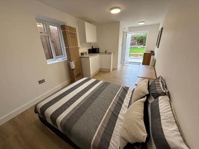 Stylish & Cosy Studio – RM11 Main Photo