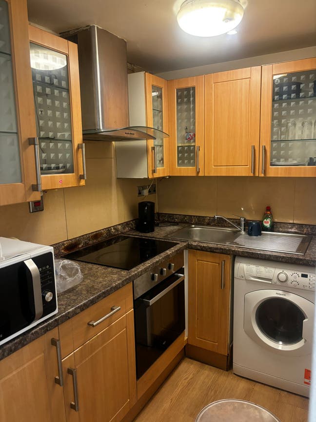 2 bedroom flat in Gated Complex Main Photo