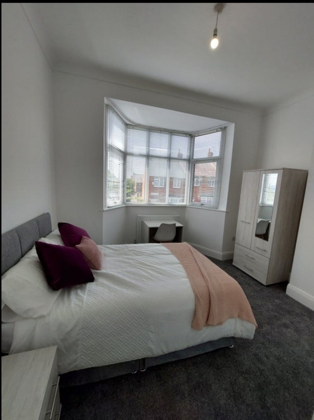 Ensuite Room to Rent – Fairholm Road, Fenham Main Photo