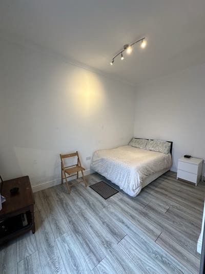 ✨ Self-Contained Esuite Room | Ensuite | Main Photo