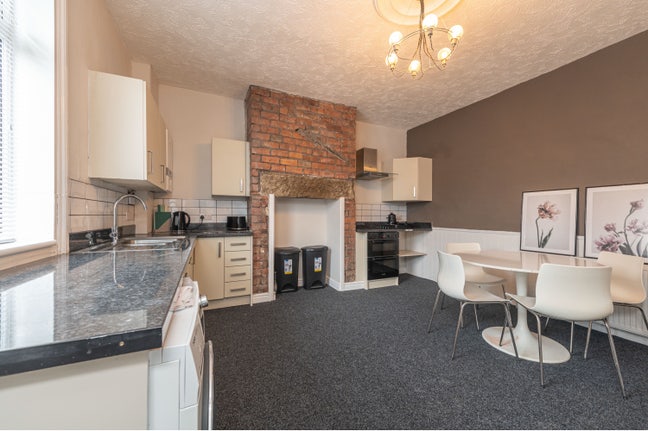 New 4 Bed House in Wortley - One Room Left Main Photo