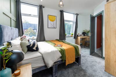 Stylish Modern Room | Ensuite | Manchester  Main Photo