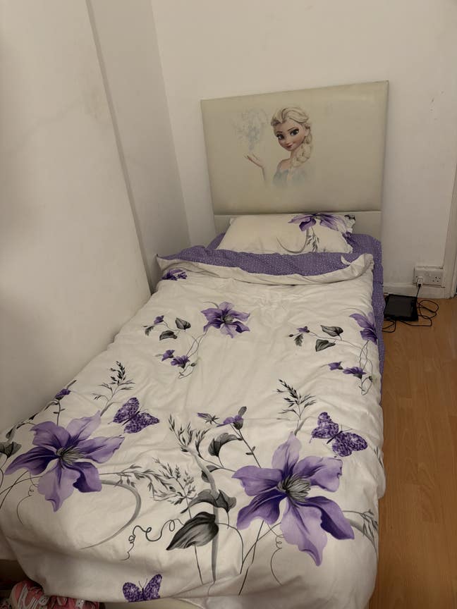 One double room to rent  Main Photo