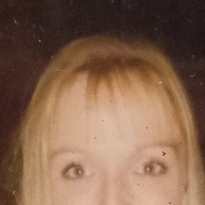 Would like to flat share with male or female,... Main Photo