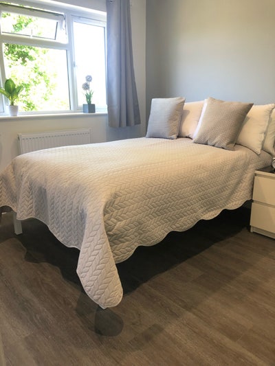 7EP Double en-suite  Main Photo