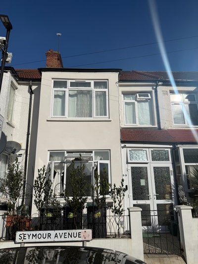 Newly renovated house nearN17 Main Photo