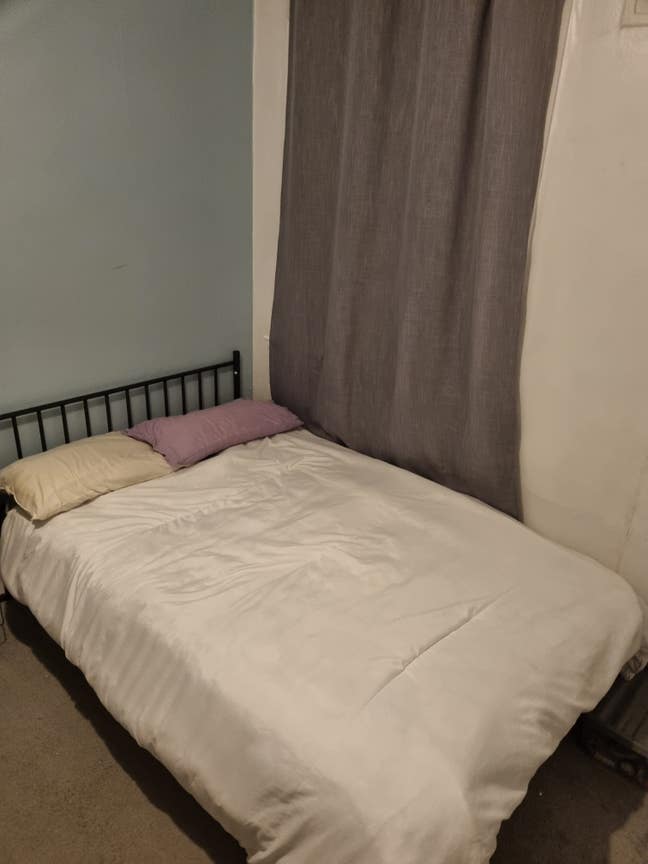 Double bedroom in a 2 bedroom flat Main Photo