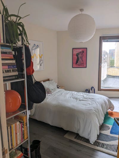 Ensuite bedroom in 2-bed in central Peckham ✨ Main Photo