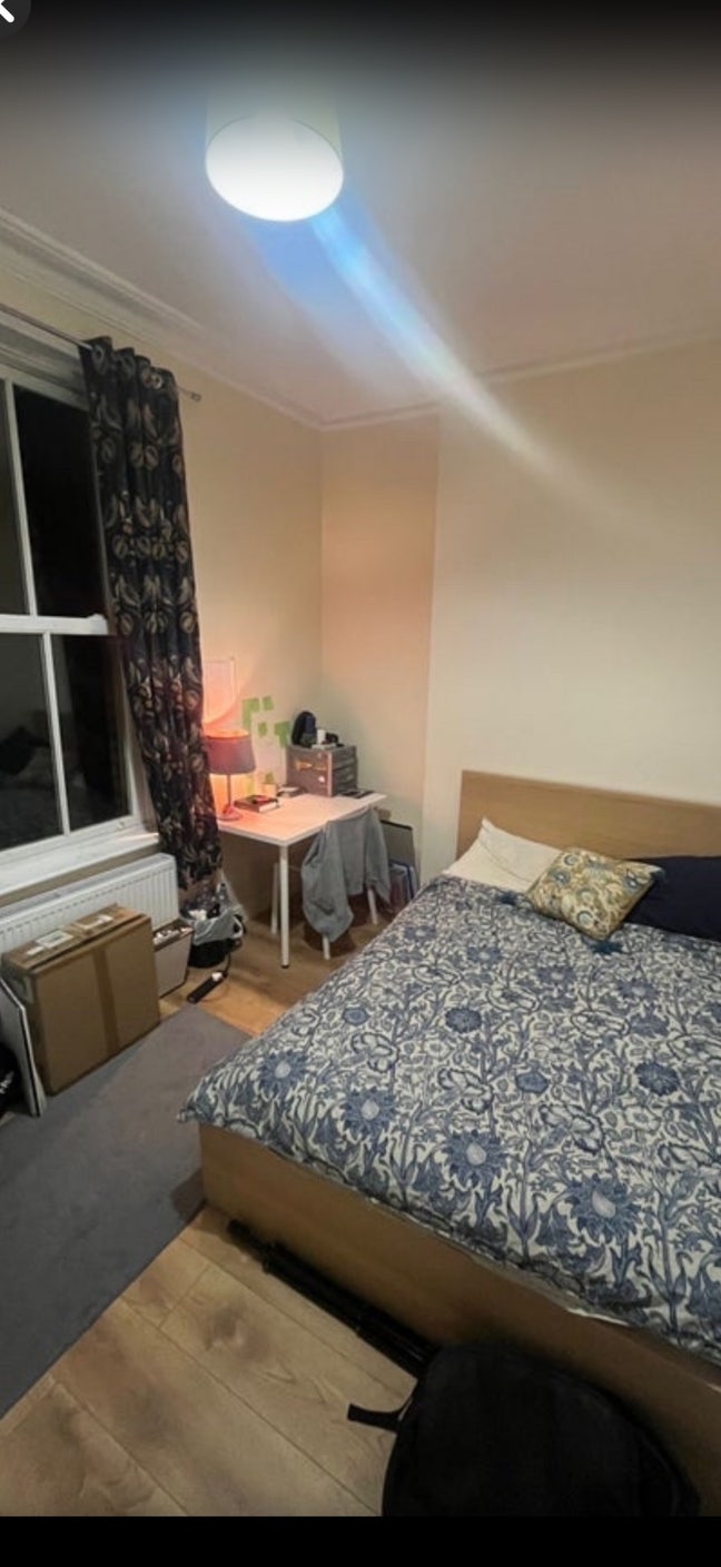 Comfy Double furnished room  Main Photo