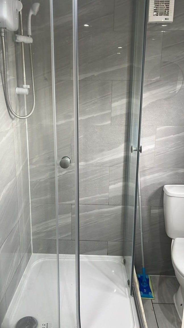 Modern Studio Main Photo