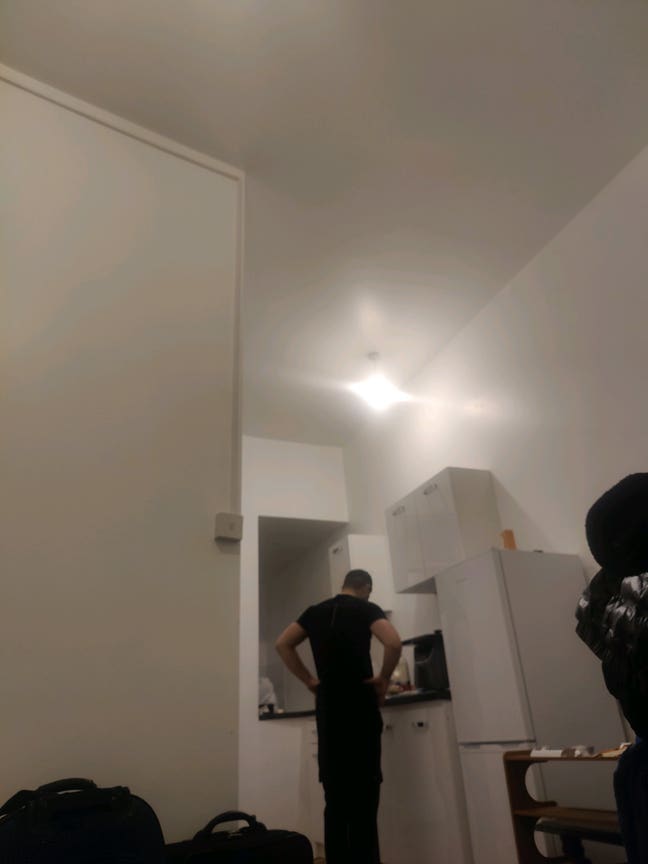 A studio apartment  Main Photo