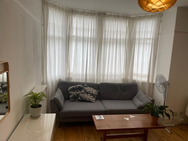 Lovely large room in Stoke Newington available Main Photo
