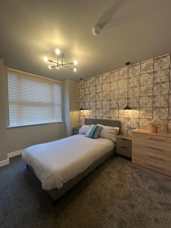 Lovely double room in Redditch  Main Photo