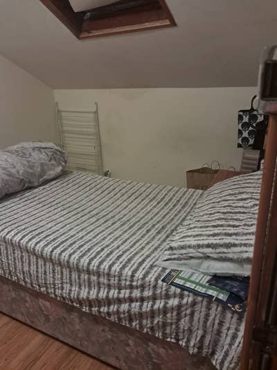 Single Bed room for females Main Photo