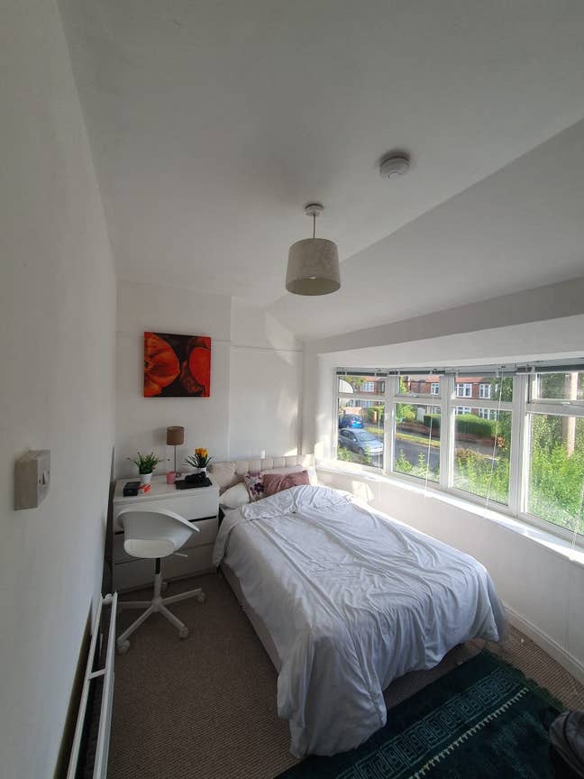  Premium Double rooms  (bills Inc) available  Main Photo