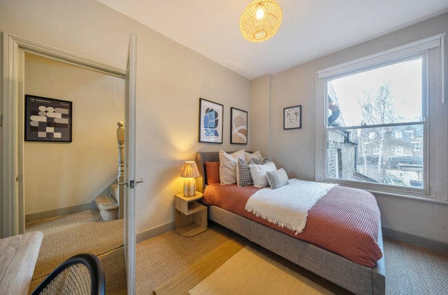4 Stunning Double Bedrooms In Prime Wandsworth! Main Photo
