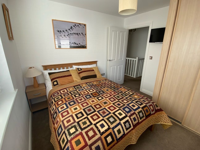 Immaculate double room to let Main Photo