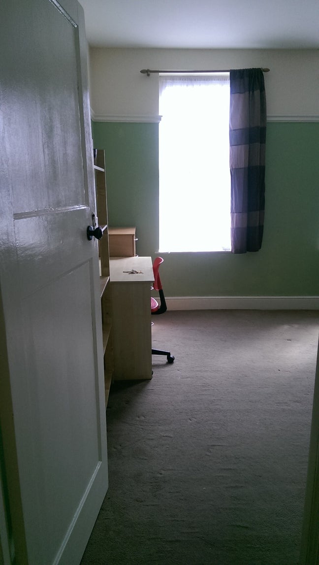 Very spacious double room Main Photo