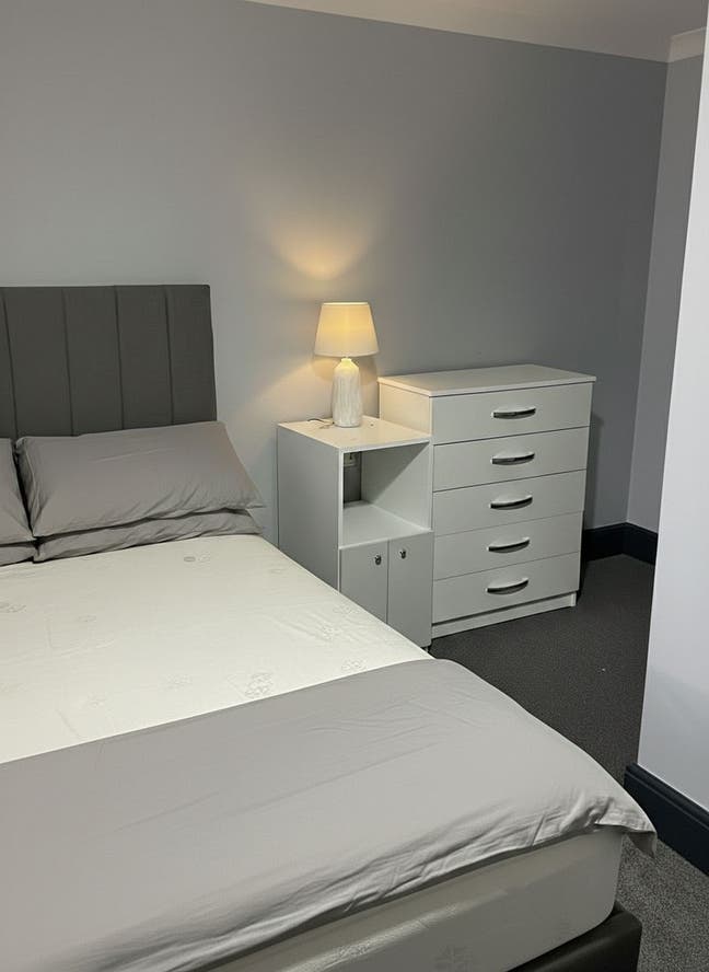 Spacious Double En-suite Room in Derby Main Photo