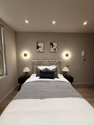 Modern 6-bed HMO — all ensuite rooms + kitchenette Main Photo