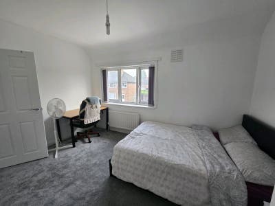Peaceful home - Double Room near Wythenshawe Hosp Main Photo
