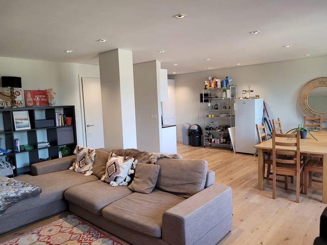 Double Ensuite in large modern flat Main Photo