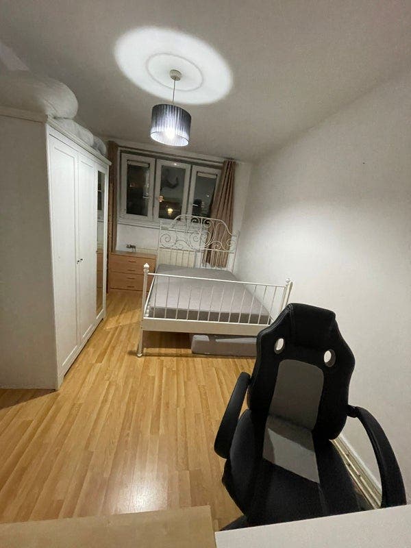 1 Great Room in Old Street Hearth of London Main Photo