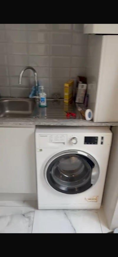 En-suite room available  Main Photo