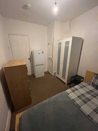 Cozy Single Room 5 Mins from Jubilee Line Main Photo