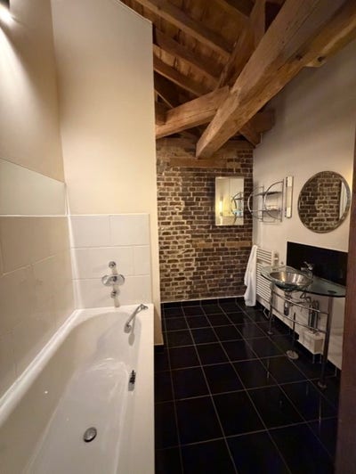 Port East Apartments, Hertsmere Road, London Main Photo