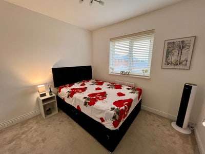 Large Double & Single Room to Let – Luton (LU2) Main Photo