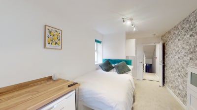 St Leonards Road SS1 - En-Suite Room To Rent Main Photo