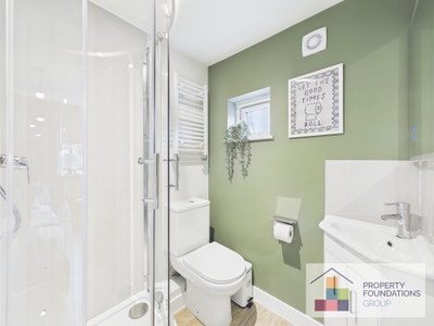🏡✨ Stunning En-Suite Room | All Bills Included ✨ Main Photo