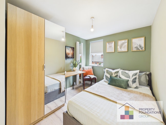 🏡✨ Stunning En-Suite Room | All Bills Included ✨ Main Photo