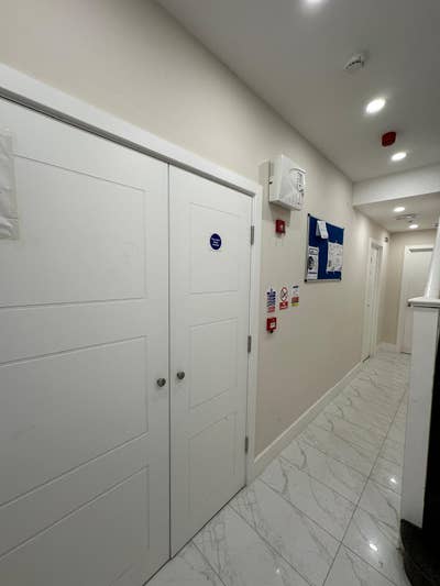 Spacious En-Suite Room | Private Bathroom | Garden Main Photo